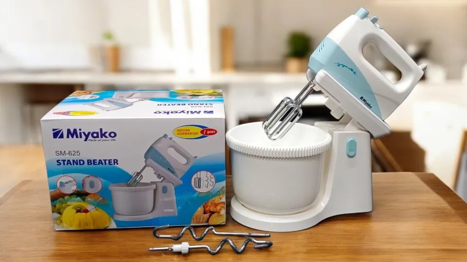 Miyako SM-625 Electric Egg Beater / Hand Mixer with Bowl